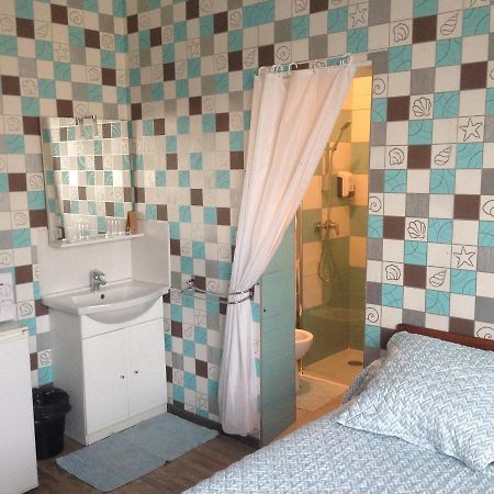 Hotel Les Violettes Toulouse Ngoại thất bức ảnh